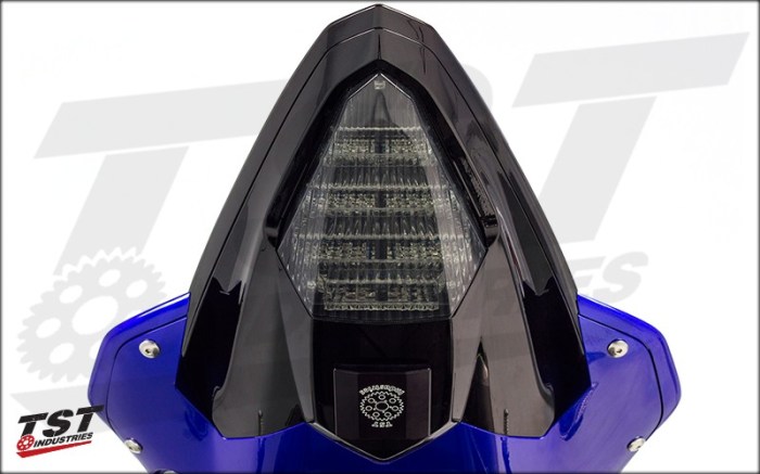 Yamaha r6 integrated tail light