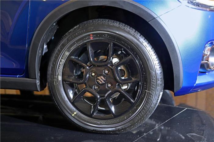 Suzuki spare ignis tyre kit compact accessories