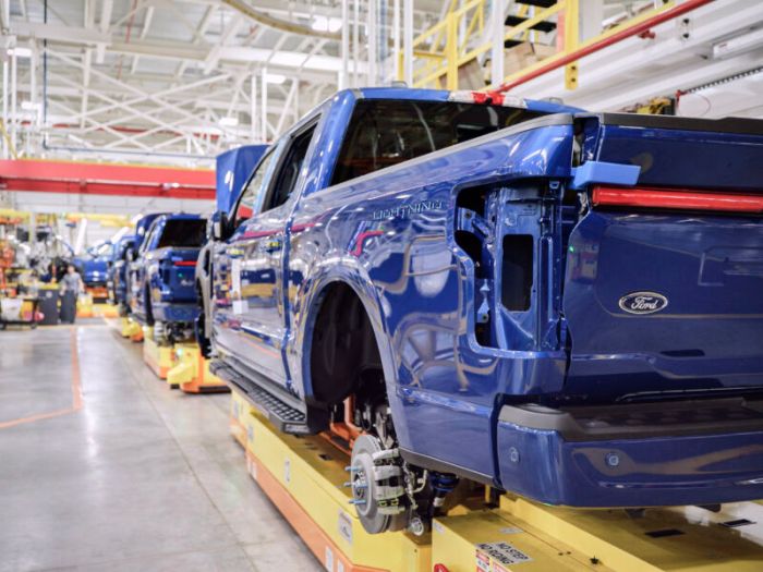 Does ford lose money on electric vehicles