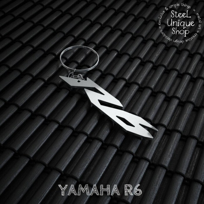 Yamaha r6 keychain